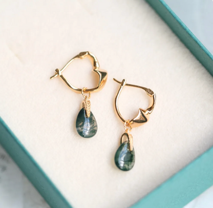 The iara Festive Hamper with Green Agate Earrings